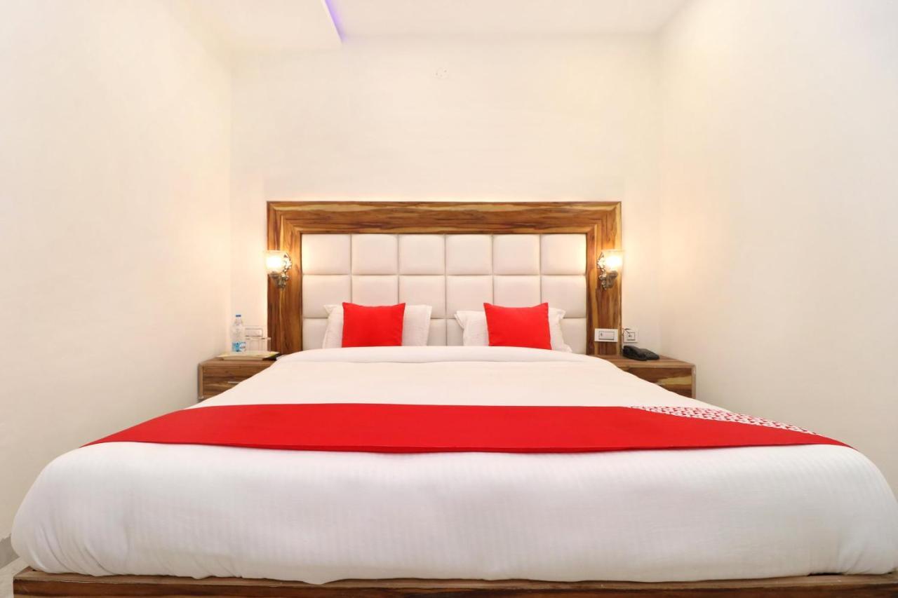 Hotel D Plaza Zirakpur Exteriér fotografie