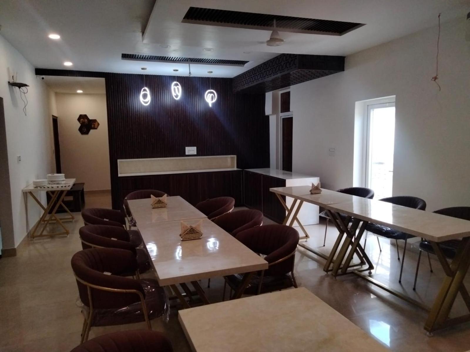 Hotel D Plaza Zirakpur Exteriér fotografie