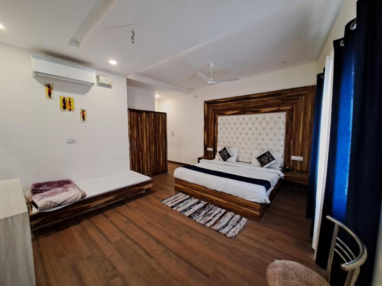 Hotel D Plaza Zirakpur Exteriér fotografie