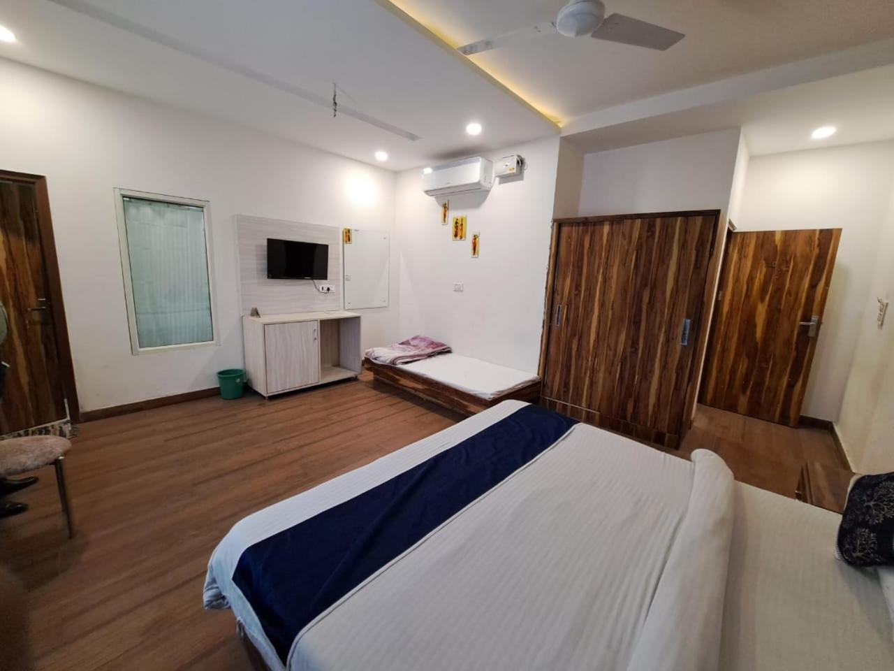 Hotel D Plaza Zirakpur Exteriér fotografie
