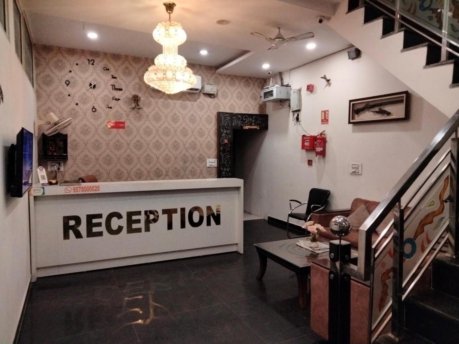 Hotel D Plaza Zirakpur Exteriér fotografie