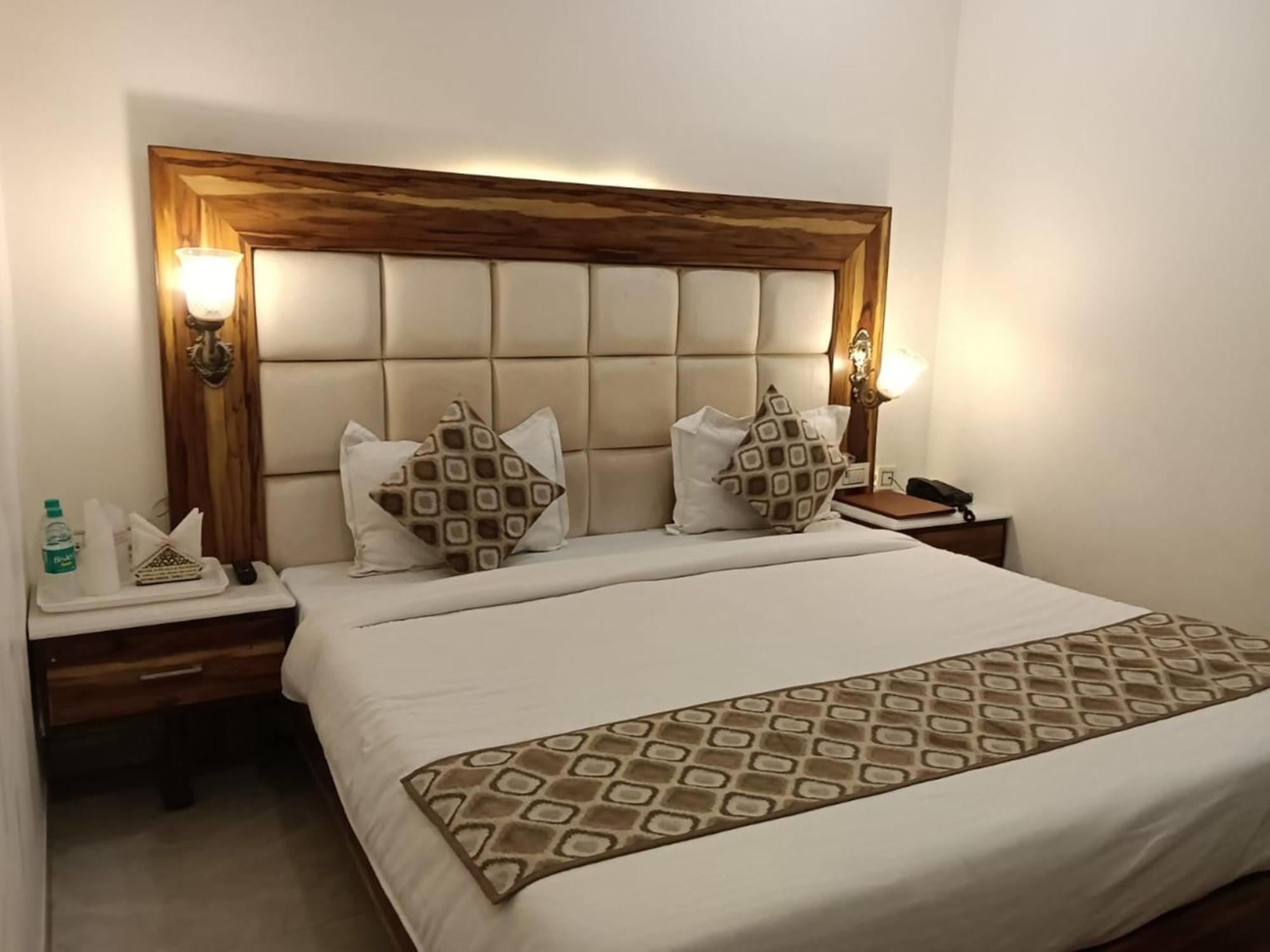 Hotel D Plaza Zirakpur Exteriér fotografie
